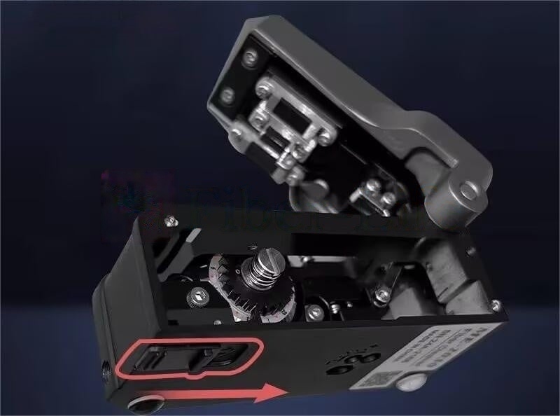 ME-2030 One Step Fiber Cleaver 4 ME-2030 One Step Fiber Cleaver Tool-free rotating blade
