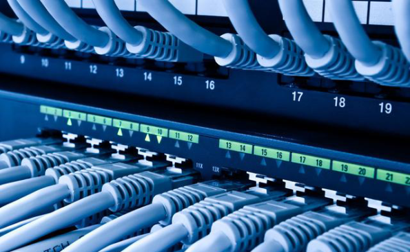 blog core switches vs normal switches understanding the key differences 2